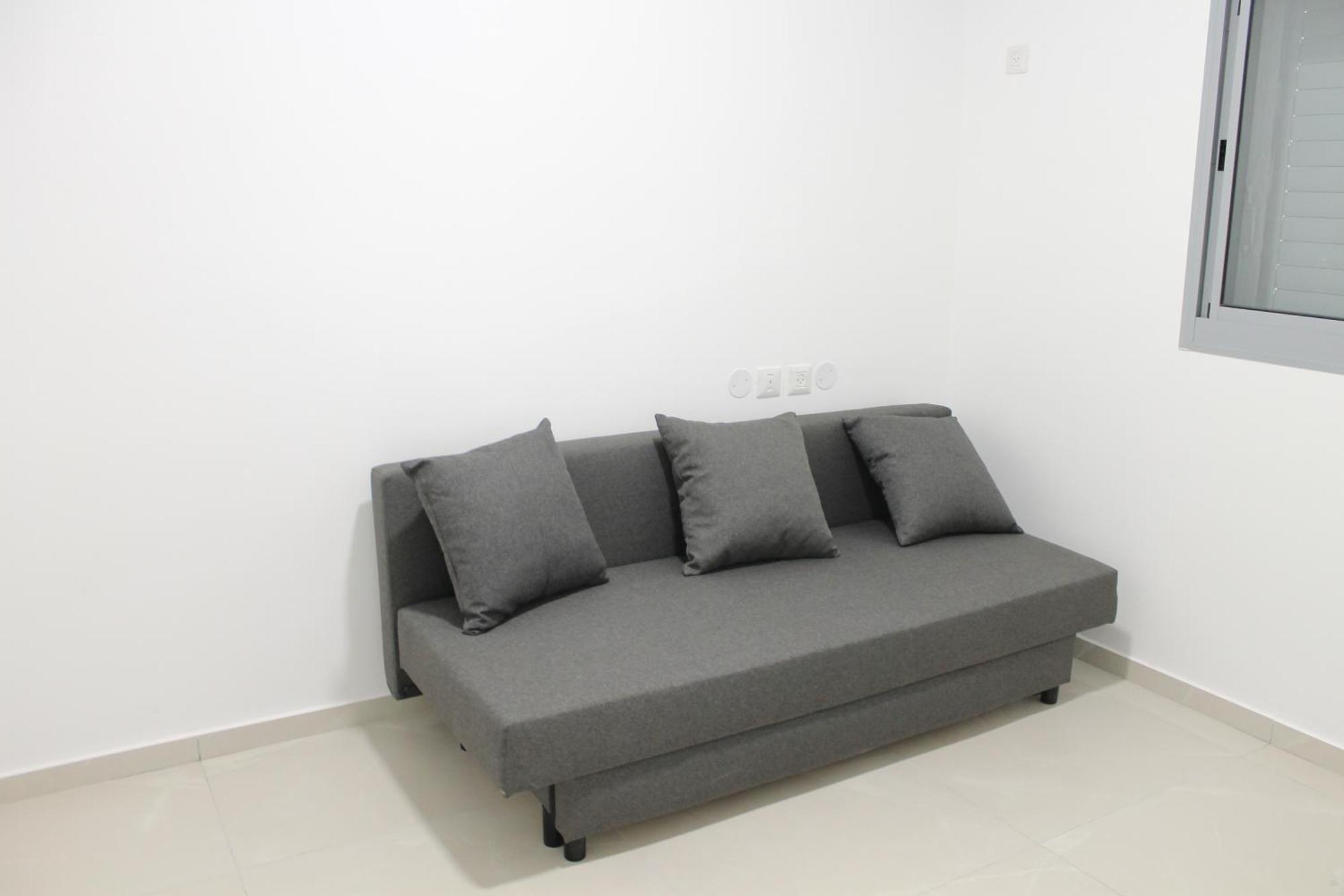 Beach Suite Israel- Private Jacuzzi, Beach View, Gym, Low Fee For Off-Site Indoor Pool & Spa ביץ סוייט ישראל- ג'קוזי פרטי עם נוף ים, אפשרות לבריכה מקורה וספא בתשלום ממש מוזל Ashkelon Exterior photo
